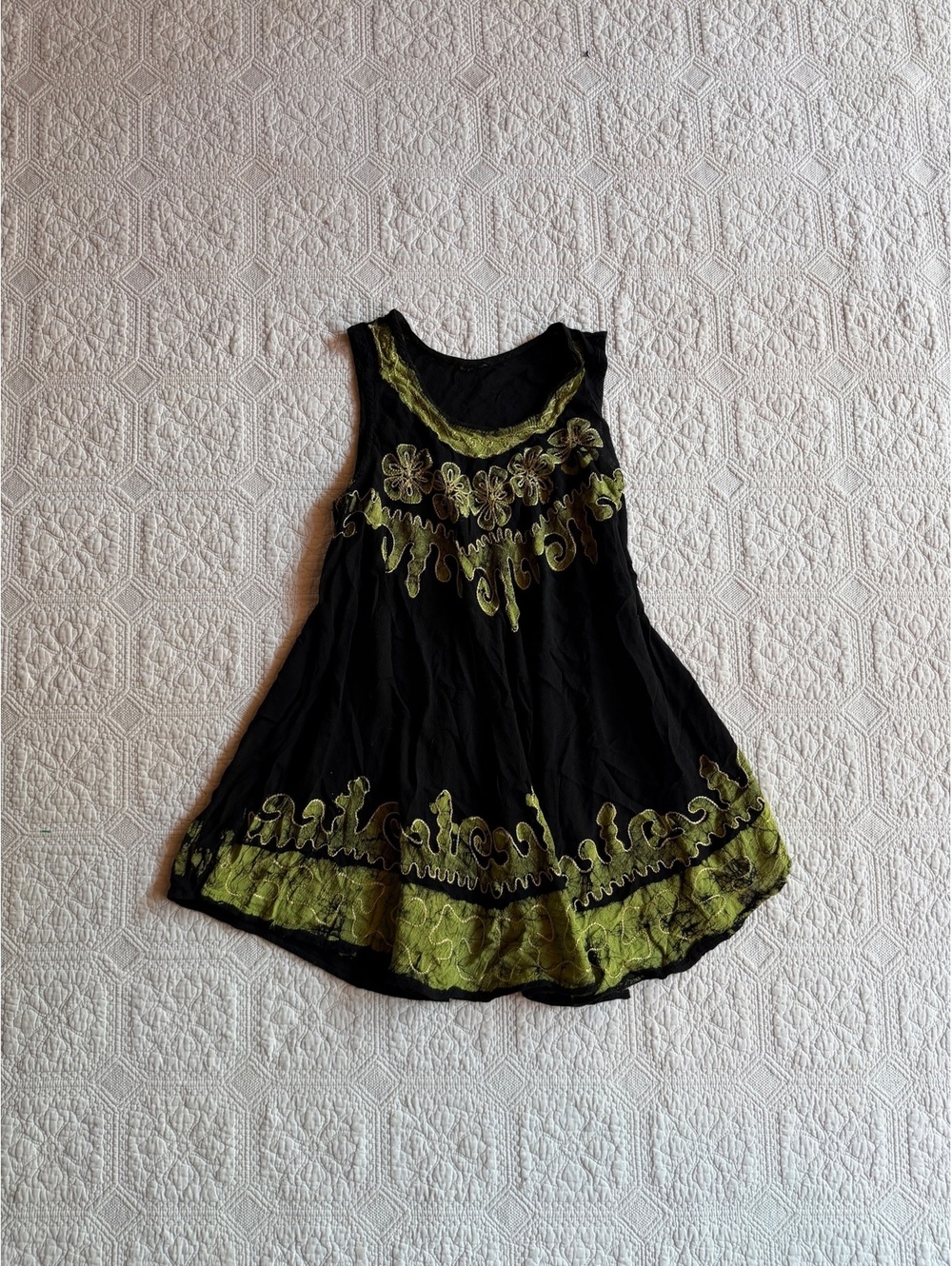 Y2k 2000s Black Sleeveless tank  with Green Embroidery, Loose Fit